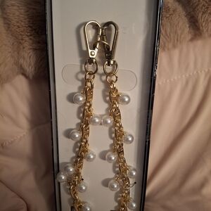 Elegant Gold and Pearl Chain Strap